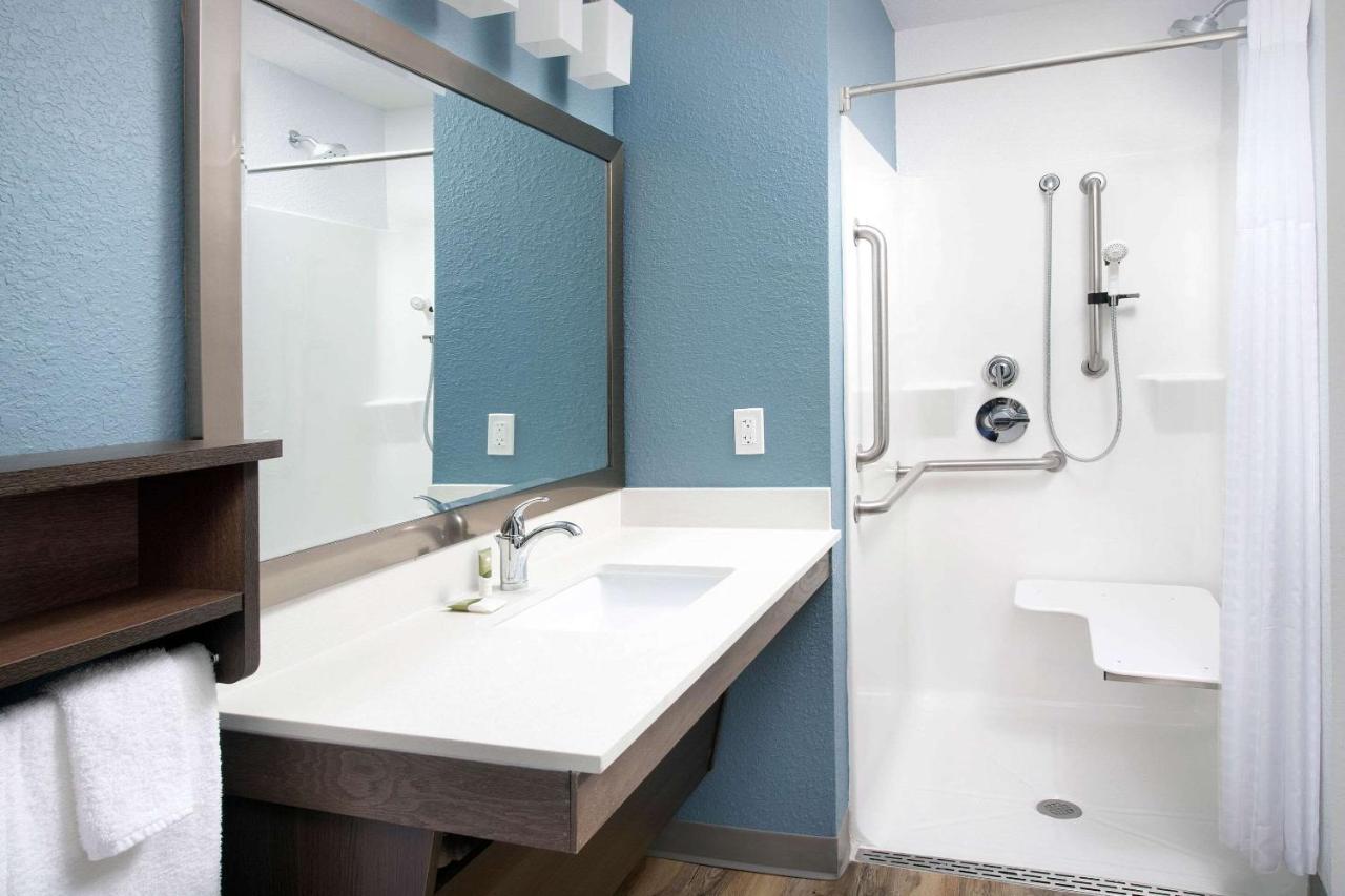Woodspring Suites Houston Iah Airport Humble Bagian luar foto