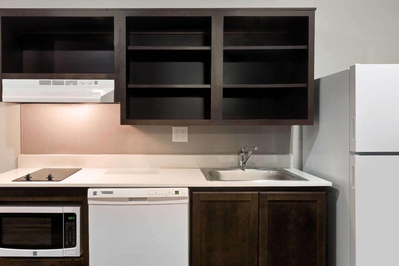 Woodspring Suites Houston Iah Airport Humble Bagian luar foto