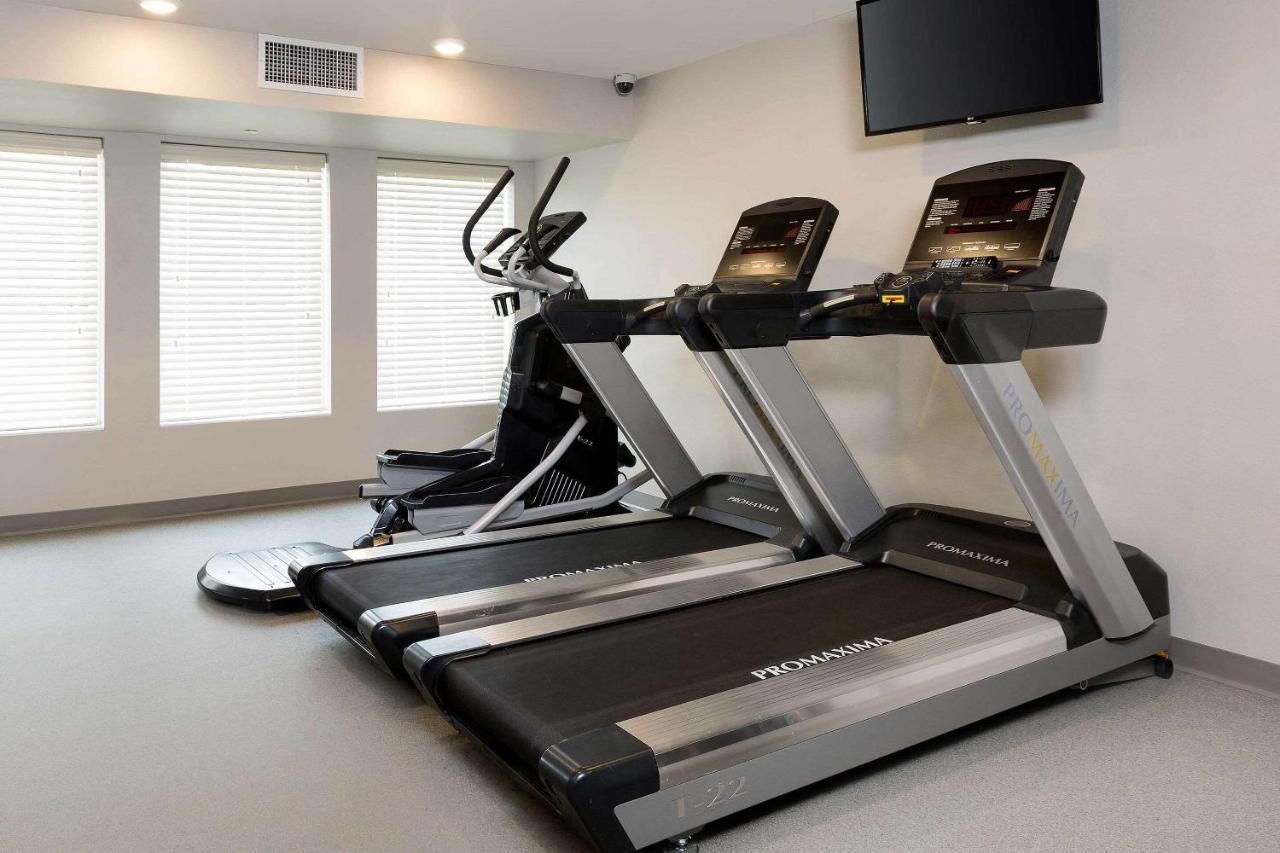 Woodspring Suites Houston Iah Airport Humble Bagian luar foto