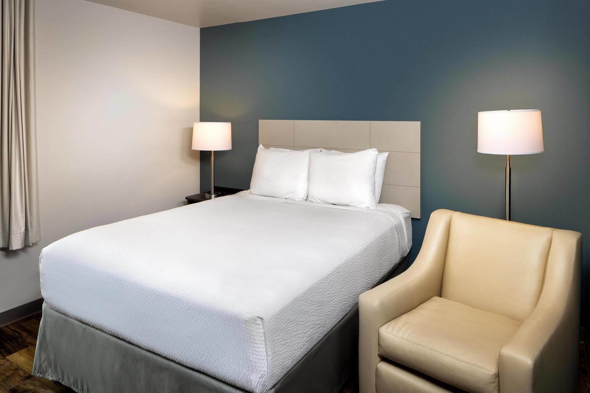 Woodspring Suites Houston Iah Airport Humble Bagian luar foto